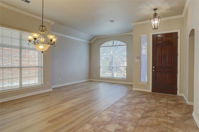 Foto del edificio - 6723 Lee Meadow Dr