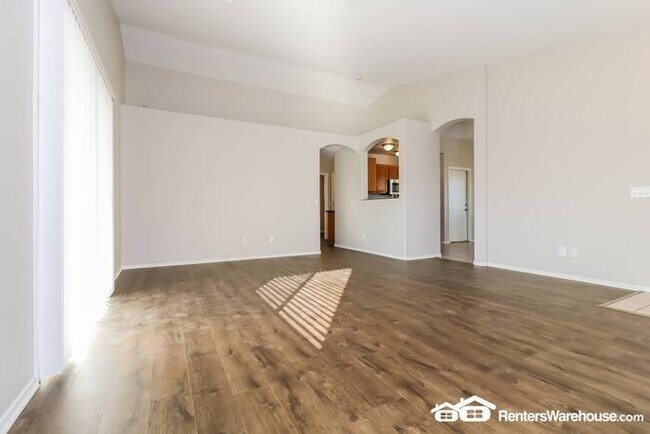 Foto del edificio - Cozy 3BD/2BA Home for Rent In Goodyear