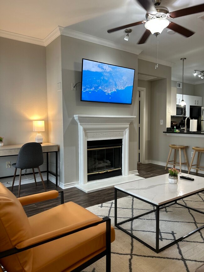 Foto del edificio - 2404 N Washington Ave