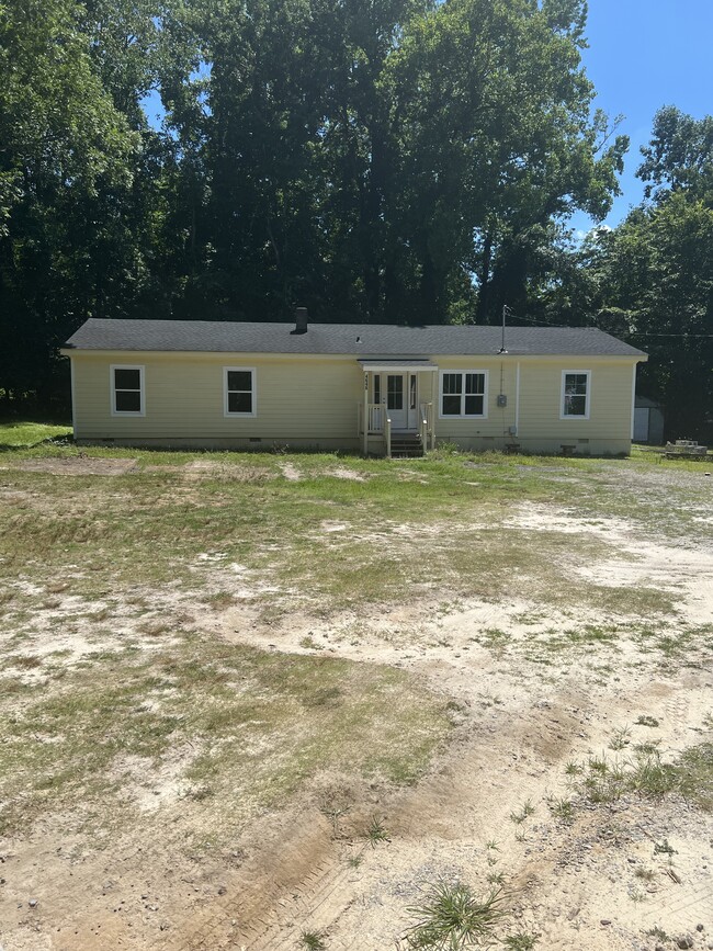 Building Photo - 4646 Jones Sausage Rd