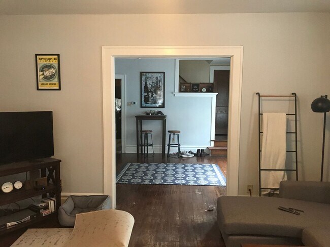 Foto del edificio - 193-195 E. Lakeview Ave.