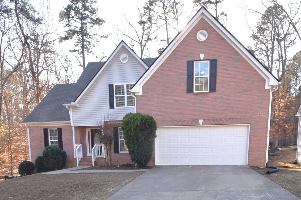 Primary Photo - 765 Chapel Hill Dr