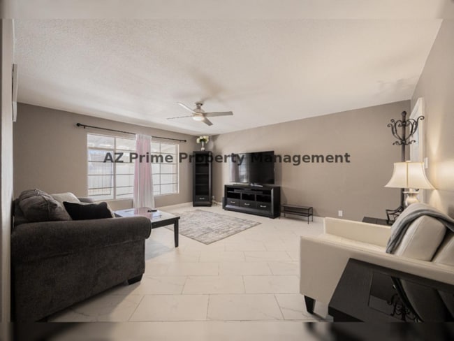 Building Photo - 4013 W OCOTILLO RD, PHOENIX AZ
