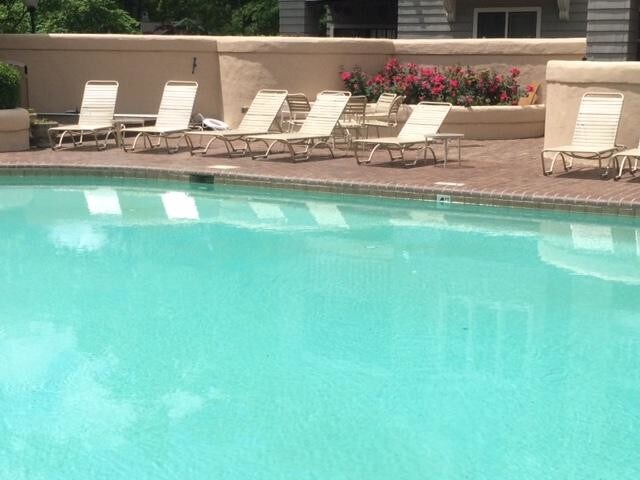 Queen's Station excelente piscina - 232 Queens Rd