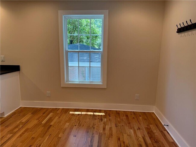 Building Photo - 161 Stanhope Cir NW