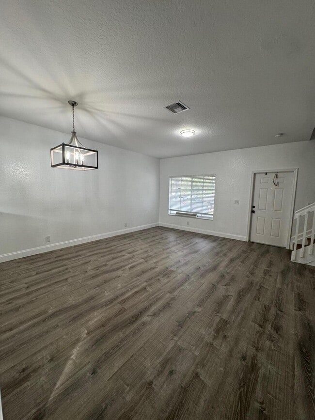 Foto del edificio - 1133 Colonial Palms Way