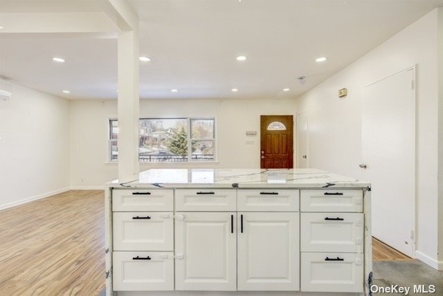 Foto del edificio - 170-04 69th Ave