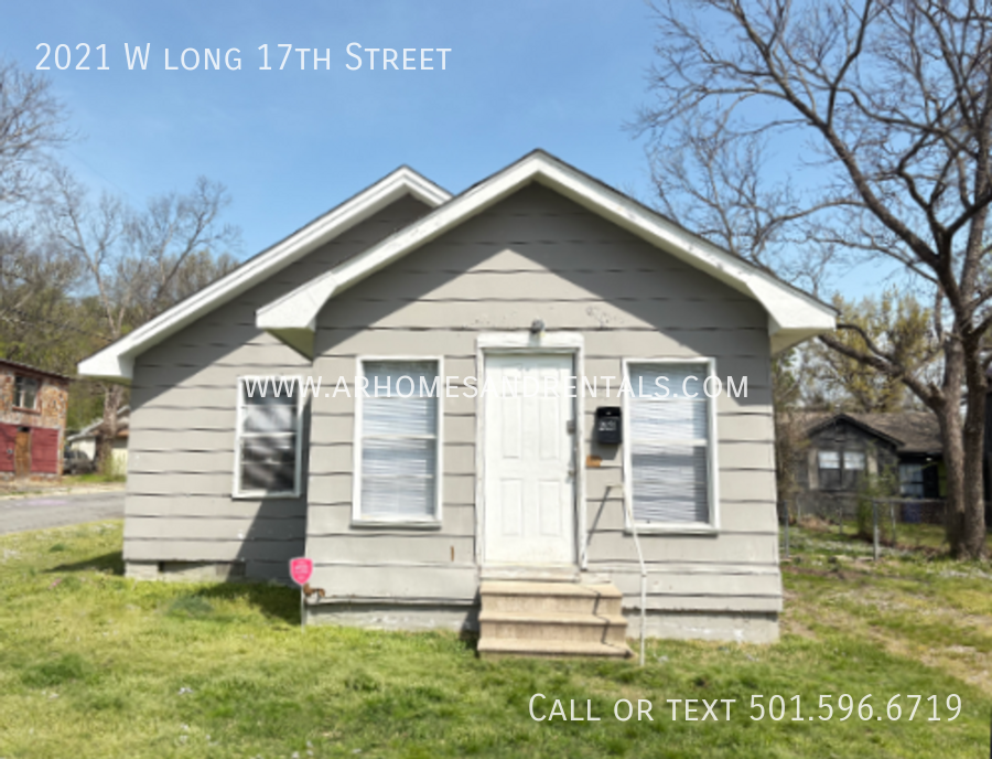 Primary Photo - 2021 W Long 17th St