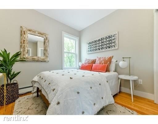 Building Photo - 2 br, 1 bath  - 53 Howard St # 2