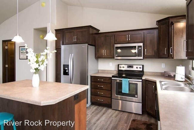 Foto del edificio - 3 br, 2 bath House - 3327 30th St S