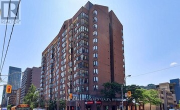 Building Photo - 117 Gerrard St E
