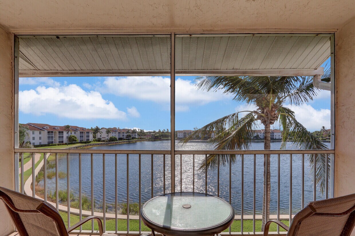 Foto principal - 4468 NE Ocean Blvd