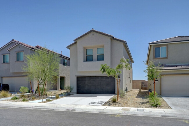 Building Photo - 6844 Toros St