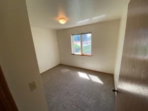 Building Photo - Alderwood Manor