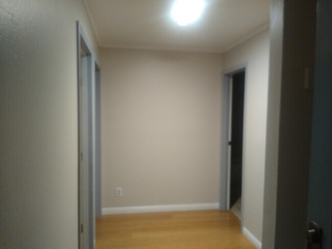 Foto del edificio - 123 Flynn Ave