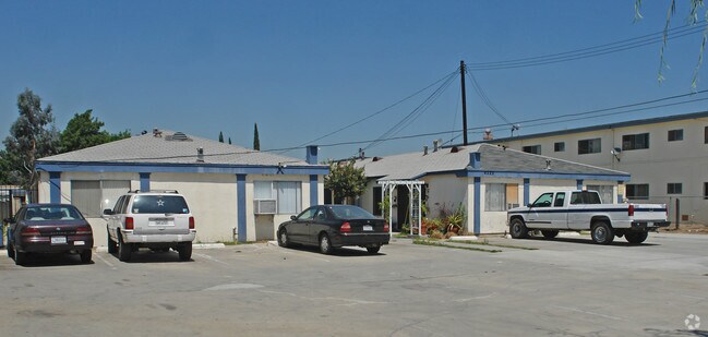 Foto del edificio - 4225 Tyler Ave
