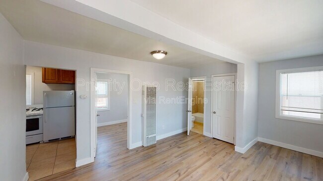 Foto del edificio - 2954 1/2 Webster Avenue