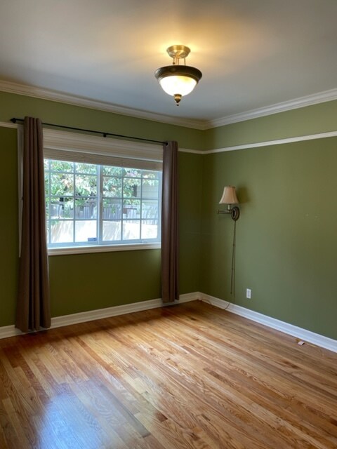 Foto del edificio - 3106 Laurel St
