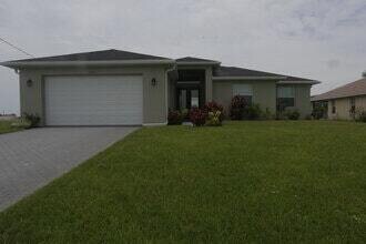 Foto principal - 1516 NW 8th Pl