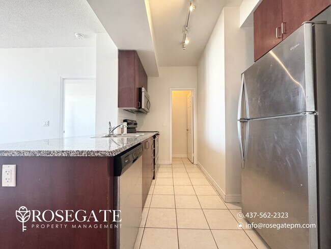Building Photo - Modern 1-Bedroom Condo with Balcony, Parking & Locker – Mississauga