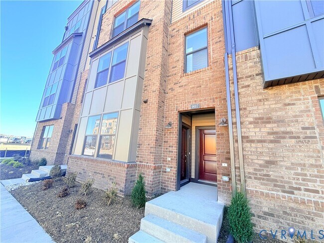 Foto del edificio - 5320 Wyndham Forest Dr