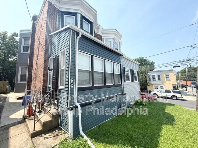 Foto del edificio - 242 Pusey Ave