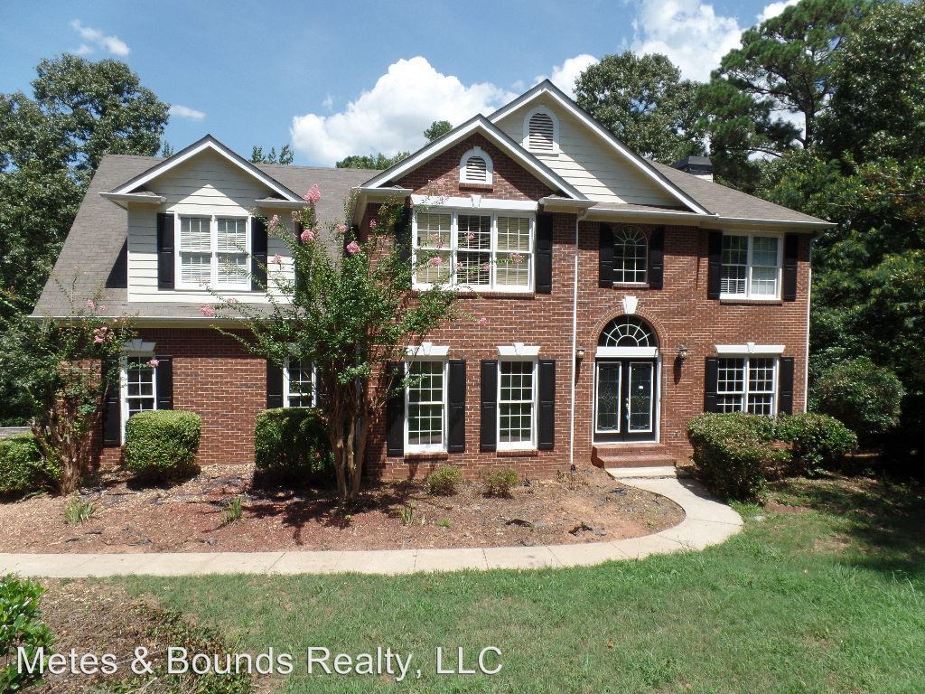 Foto principal - 405 Longwood Pl