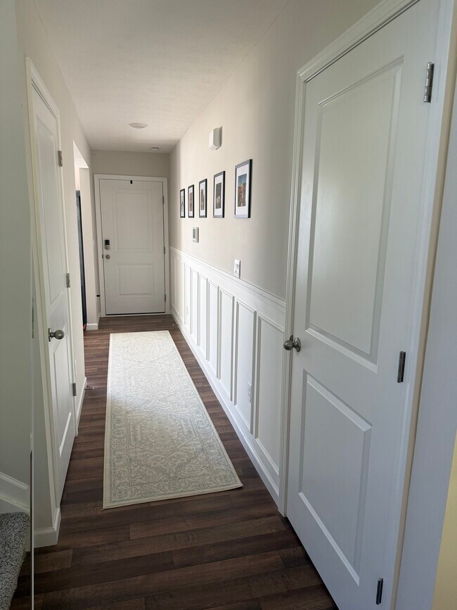 Building Photo - 157 Ashburn Way