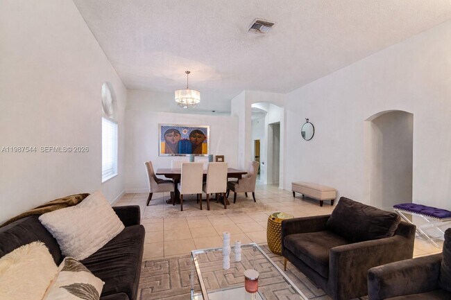 Foto del edificio - 1886 NW 145th Terrace