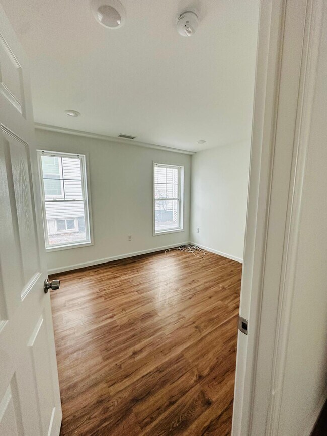 Foto del edificio - 87 N 18th St