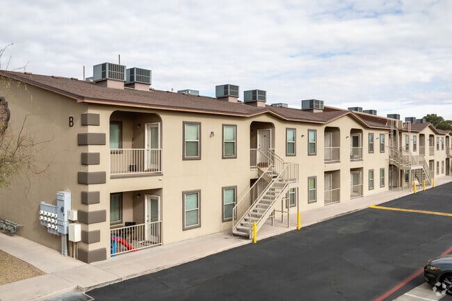 Foto del edificio - La Jolla Place Apartments