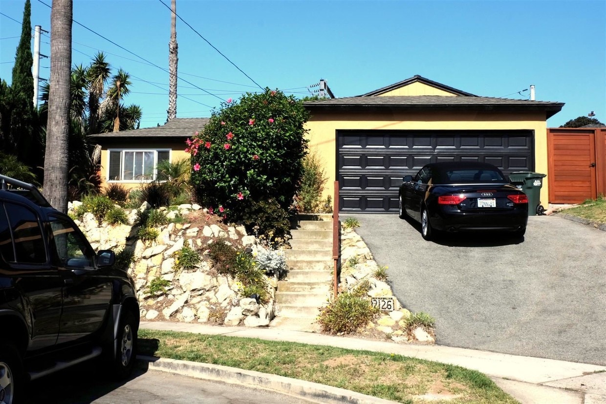 Primary Photo - 3 br, 1 bath House - 2126 Havemeyer Lane