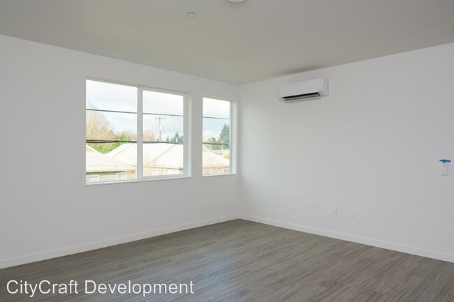 Building Photo - 4626 N Maryland Ave
