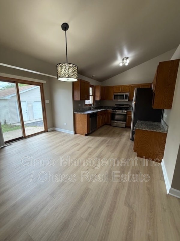 Building Photo - 2505 La Brecque Dr