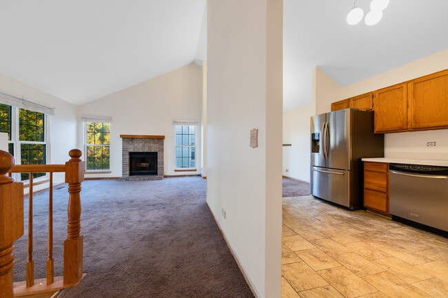 Building Photo - 992 Manchester Cir