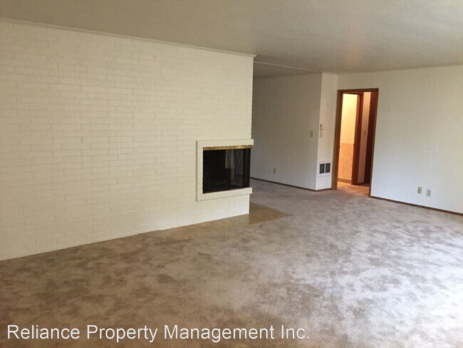 Foto del edificio - 8520-8560 SW Laurel Leaf Ln