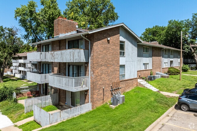 Building Photo - Magnolia Hills