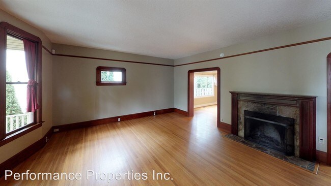 Foto del edificio - 3 br, 2 bath House - 2914 SE Taylor Street