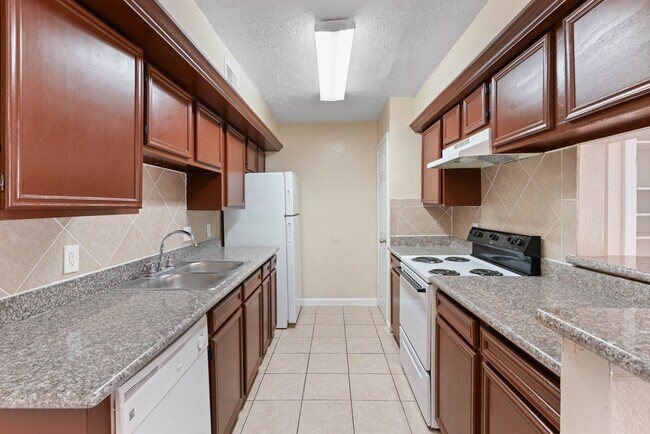 Foto del edificio - 6819 Cook Rd