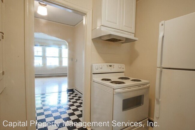 Foto del edificio - 6425 SW Corbett Ave