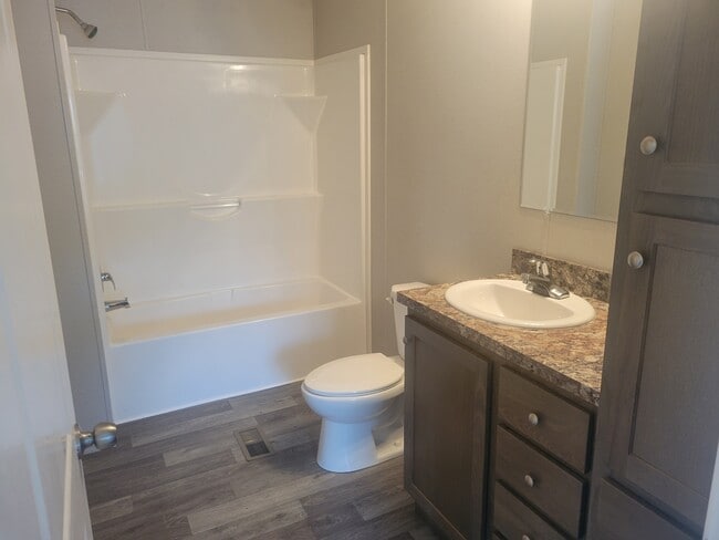 Building Photo - 9072 Windward Dr