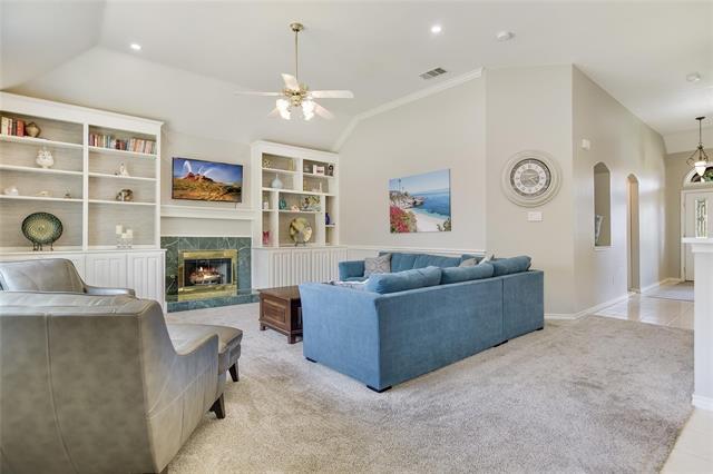 Foto del edificio - 2772 Summertree Dr