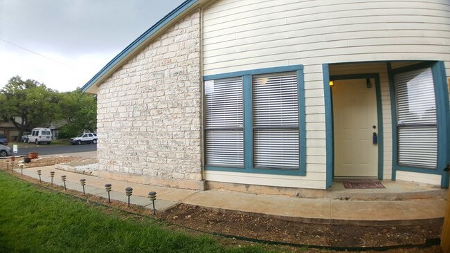 Building Photo - 2628 Alcott Ln