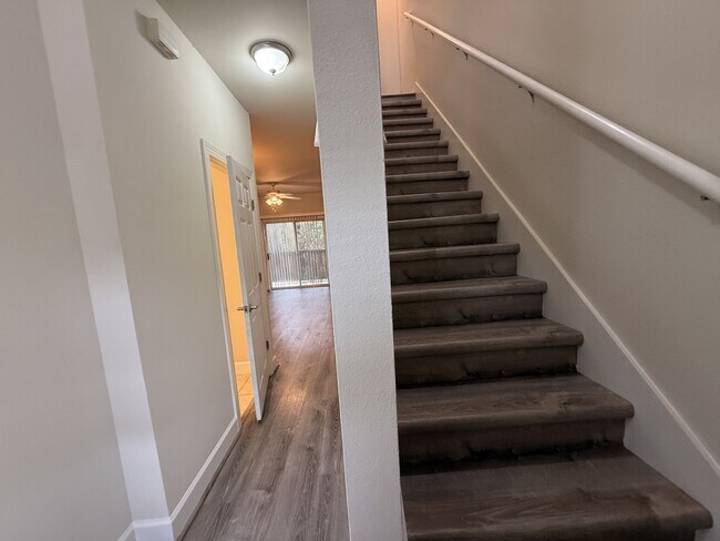 Foto del edificio - 15284-15331 US-331 BUS