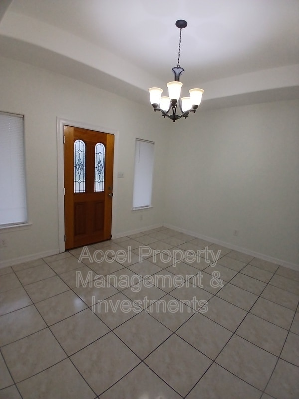 Building Photo - 130 San Jacinto St