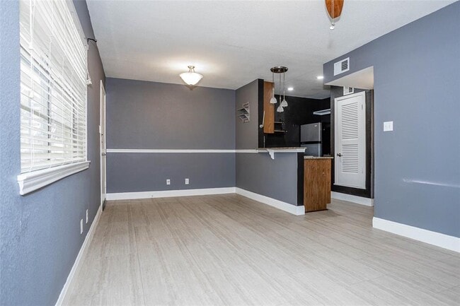 Building Photo - 4306 Avenue A