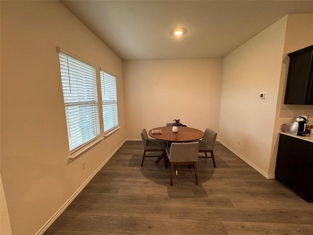 Building Photo - 3328 Perman Dr