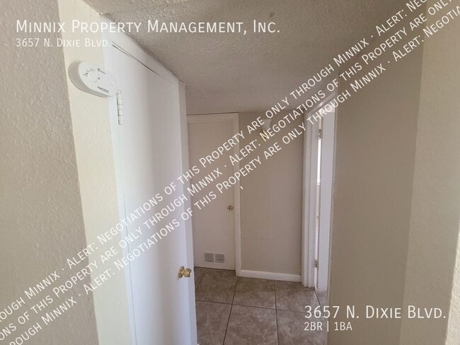 Foto del edificio - 3657 N. Dixie Blvd.