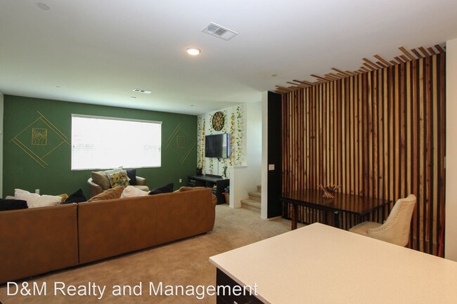 Building Photo - 4 br, 3.5 bath House - 1205 Calle Seabass ...