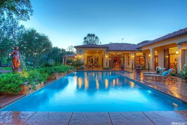 Foto del edificio - 6100 Terracina Ct